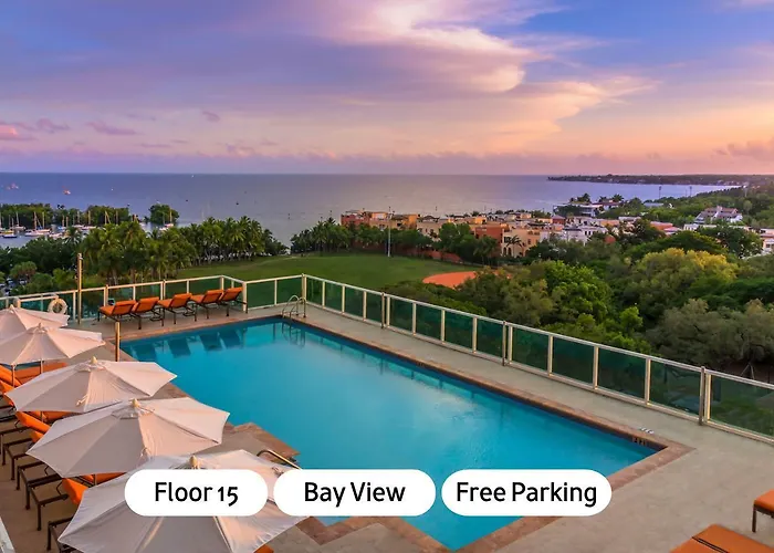 Mvr - Poolside Bliss W-Skyline Views-Book Now